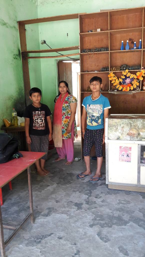 Help Beena Devi To Open A Restaurant For Survive