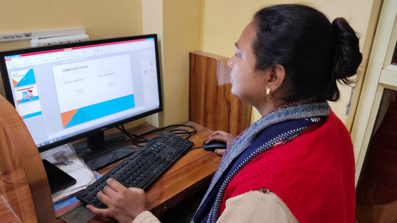 Support Free Computer Education for Rural Students